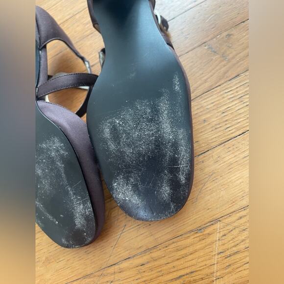 90s Vintage Unlisted Brown Mary Jane Heels - Picture 9 of 9